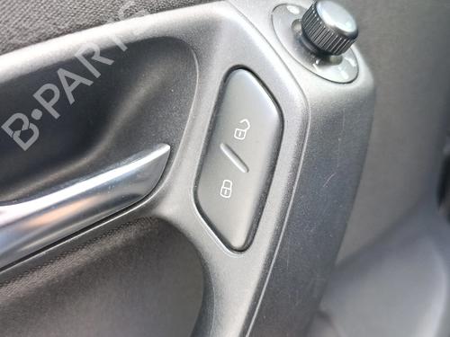 Comutador Comutador VW POLO V (6R1, 6C1) 1.2 TDI (75 hp) 33244471 33244471