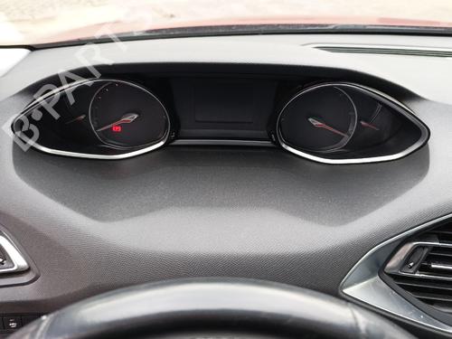 Used Instrument cluster Instrument cluster PEUGEOT 308 II (LB_, LP_, LW_, LH_, L3_) 1.6 HDi / BlueHDi 115 (115 hp) 33267019 33267019