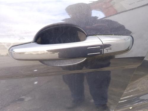 front-left-exterior-door-handle-land-rover-range-rover-evoque-l538-2011-2012-2013-2014-2015-2016-2017-2018-2019-33295380 main image