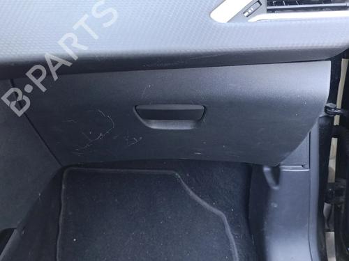 Used Glove box Glove box PEUGEOT 2008 I (CU_) 1.5 BlueHDI 100 (102 hp) 33437770 33437770
