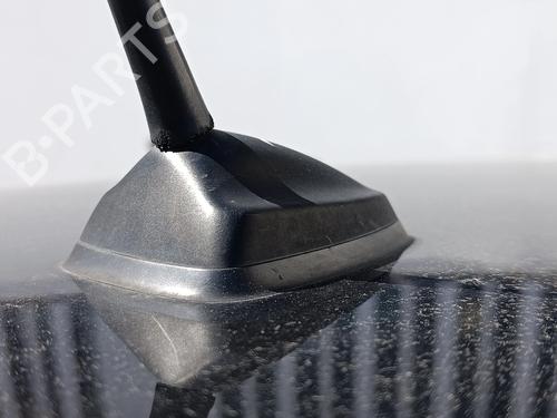 Antenne/Base Antenne/Base RENAULT CLIO IV (BH_) 1.5 dCi 75 (75 hp) 33545268 33545268