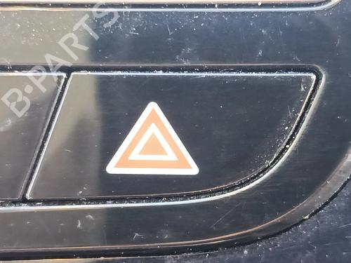 Used Warning switch Warning switch MERCEDES-BENZ C-CLASS T-Model (S205) C 200 d (205.201) (160 hp) 33655399 33655399