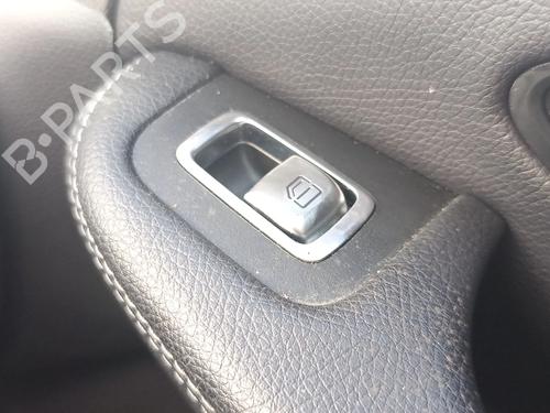 Used Right front window switch Right front window switch MERCEDES-BENZ C-CLASS T-Model (S205) C 200 d (205.201) (160 hp) 33655405 33655405