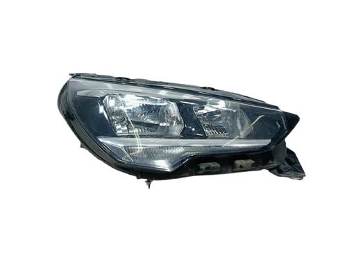 Used Right headlight Right headlight OPEL CORSA F (P2JO) 1.2 (68) (75 hp) 33718890 33718890