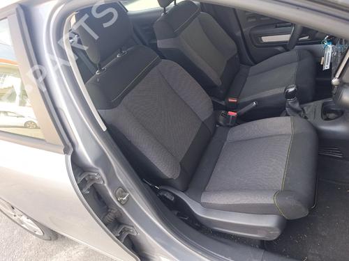 Sæde højre fortil Sæde højre fortil CITROËN C3 III (SX) 1.2 VTi 68 (68 hp) 33722017 33722017
