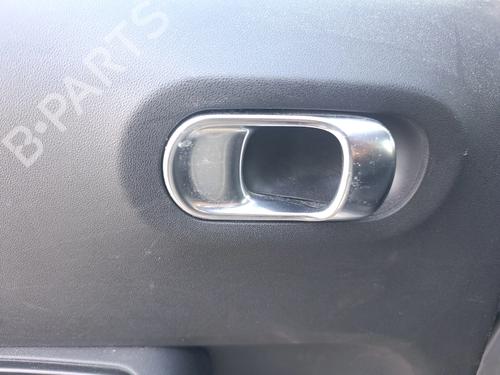 Venstre bagtil invendig håndtag Venstre bagtil invendig håndtag CITROËN C3 III (SX) 1.2 VTi 68 (68 hp) 33722050 33722050