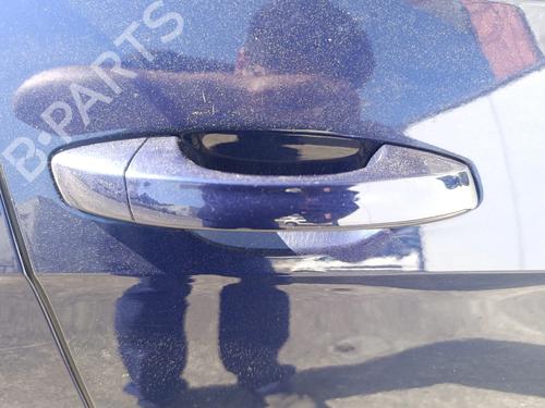 front-right-exterior-door-handle-vw-golf-vii-5g1-bq1-be1-be2-2012-2013-2014-2015-2016-2017-2018-2019-2020-2021-33756591 main image