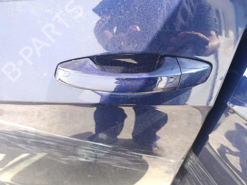 front-left-exterior-door-handle-vw-golf-vii-5g1-bq1-be1-be2-2012-2013-2014-2015-2016-2017-2018-2019-2020-2021-33756592 main image