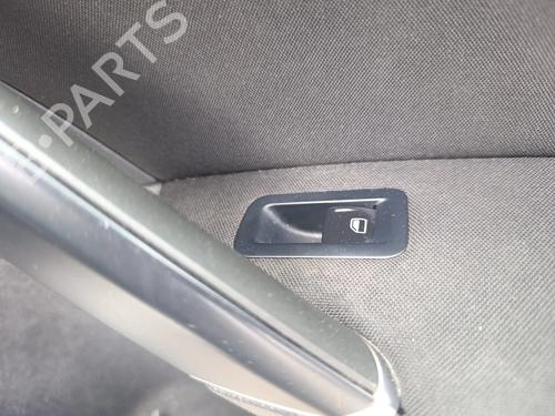 Used Right front window switch Right front window switch VW GOLF VII (5G1, BQ1, BE1, BE2) 1.2 TSI (110 hp) 33769292 33769292