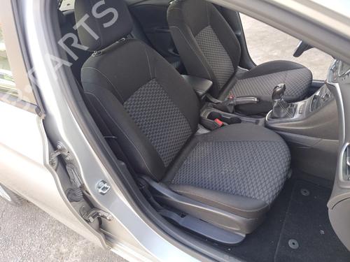 Used Right front seat Right front seat OPEL ASTRA K (B16) 1.0 Turbo (68) (105 hp) 33964009 33964009