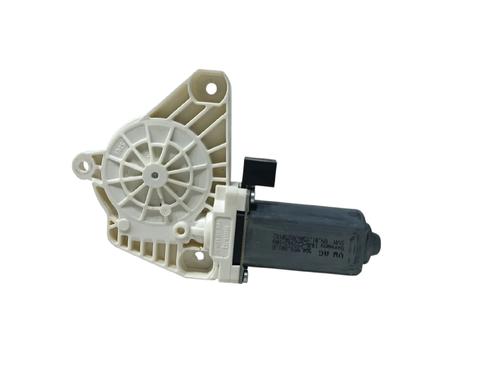 Used Left front window motor Left front window motor VW GOLF VII (5G1, BQ1, BE1, BE2) 1.2 TSI (110 hp) 33981500 33981500
