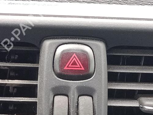 warning-switch-volvo-v40-hatchback-525-2012-2013-2014-2015-2016-2017-2018-2019-33988655 main image