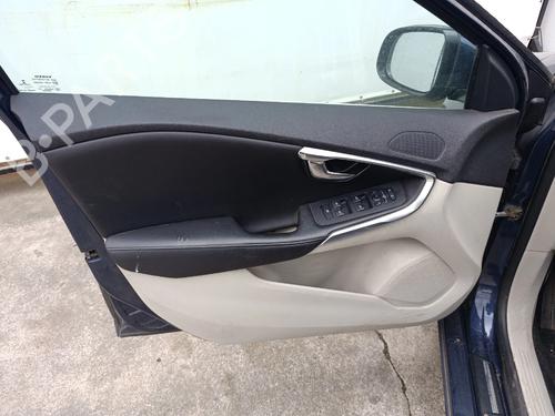 Used Front left panel Front left panel VOLVO V40 Hatchback (525) D3 (150 hp) 33988697 33988697