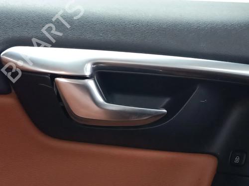 Venstre bagtil invendig håndtag Venstre bagtil invendig håndtag VOLVO V60 I (155) D5 AWD (215 hp) 34140334 34140334