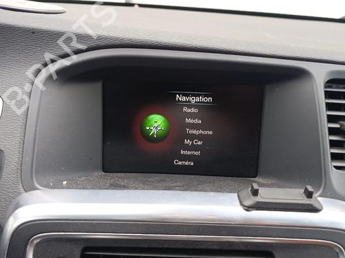 Used Display monitor Display monitor VOLVO V60 I (155) D5 AWD (215 hp) 34140360 34140360