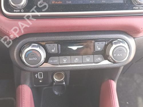 switch-nissan-micra-v-k14-2016-34240922 main image