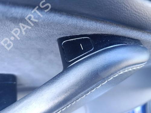 Venstre fortil invendig håndtag Venstre fortil invendig håndtag TESLA MODEL 3 (5YJ3) EV AWD (498 hp) 34606510 34606510