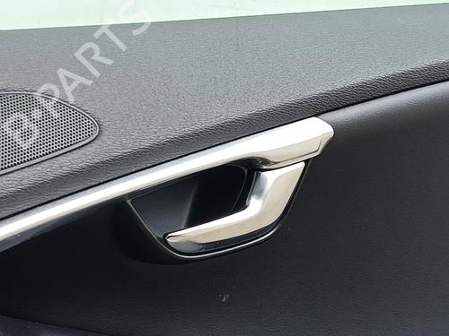 Used Front right interior door handle Front right interior door handle VOLVO V40 Hatchback (525) D3 (150 hp) 34720514 34720514