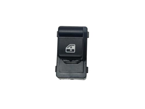 left-rear-window-switch-fiat-500x-334_-2014-24173509 main image