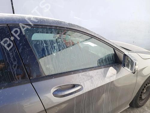 Used Front right door window Front right door window 33205004 33205004