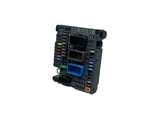 Used Fuse box Fuse box CITROËN C4 Picasso II 1.6 HDi / BlueHDi 115 (115 hp) 35980812 35980812