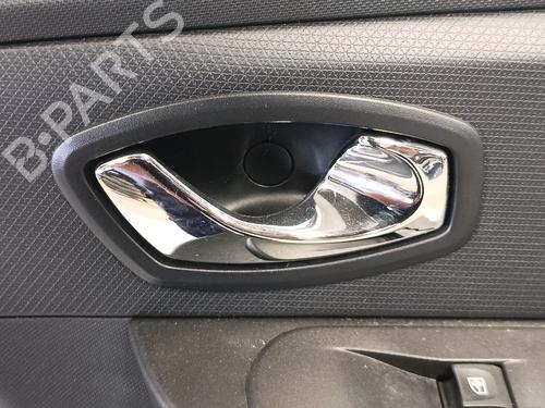 front-right-interior-door-handle-renault-clio-iv-bh_-2012-2013-2014-2015-2016-2017-2018-2019-2020-2021-33545316 main image