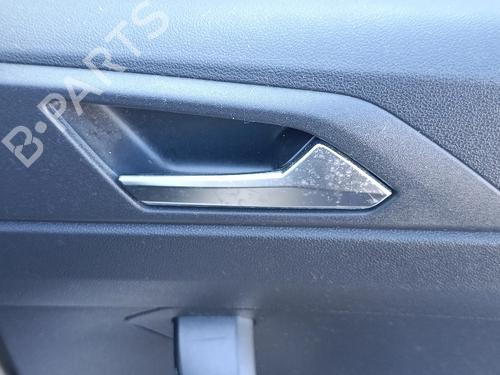 Maniglia interna posteriore destra Maniglia interna posteriore destra VW POLO VI (AW1, BZ1, AE1) 1.0 (75 hp) 36167603 36167603