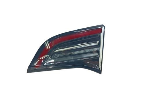 Used Right tailgate light Right tailgate light TESLA MODEL 3 (5YJ3) EV AWD (498 hp) 34604443 34604443