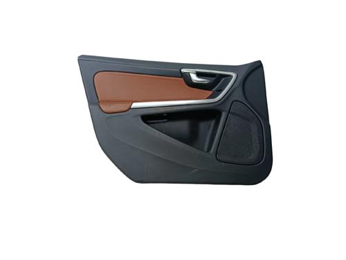 Venstre frontpanel Venstre frontpanel VOLVO V60 I (155) D5 AWD (215 hp) 34140371 34140371