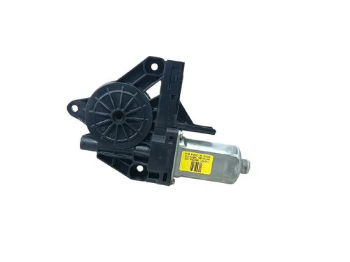 Used Left front window motor Left front window motor VOLVO V60 I (155) D5 AWD (215 hp) 36453590 36453590
