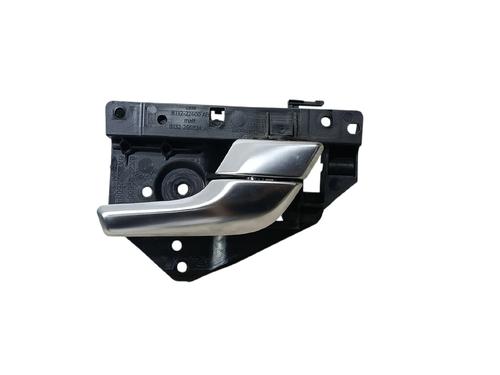 Used Front right interior door handle Front right interior door handle LAND ROVER RANGE ROVER EVOQUE (L538) 2.0 D (150 hp) 36307265 36307265