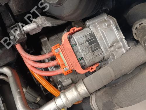 Used Alternator Alternator VOLVO V60 I (155) D5 AWD (215 hp) 36501431 36501431