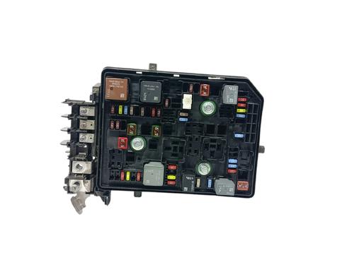 Used Fuse box Fuse box 36888504 36888504