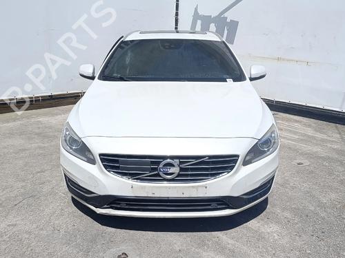 full-front-volvo-v60-i-estate-van-155-2013-2014-2015-36916374 main image
