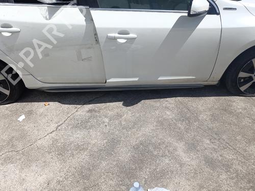 Used Right sideskirt Right sideskirt 36916372 36916372