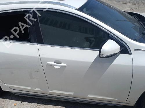 right-front-door-volvo-v60-i-estate-van-155-2013-2014-2015-36916376 main image