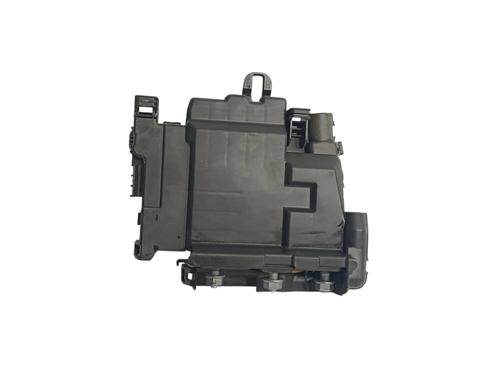 Used Fuse box Fuse box 37033788 37033788