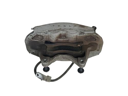 Used Left front brake caliper Left front brake caliper 37070526 37070526