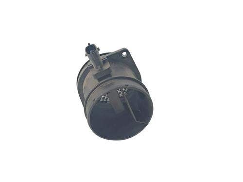 Mass air flow sensor VOLVO V60 I Estate Van (155) 2.4 D5 | BP37072002M95 - Image 3