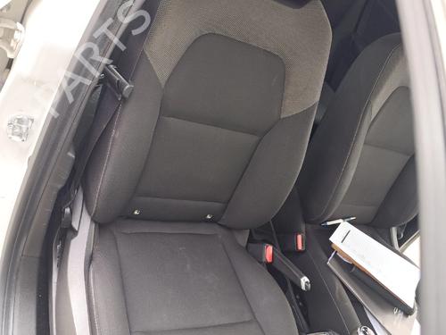 sde-hjre-fortil-renault-captur-ii-hf_-2020-37422370 main image