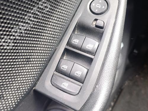 venstre-fortil-elrude-kontakt-bmw-1-f40-2019-37422451 main image