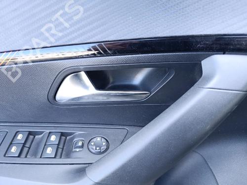 Used Front left interior door handle Front left interior door handle 37430658 37430658