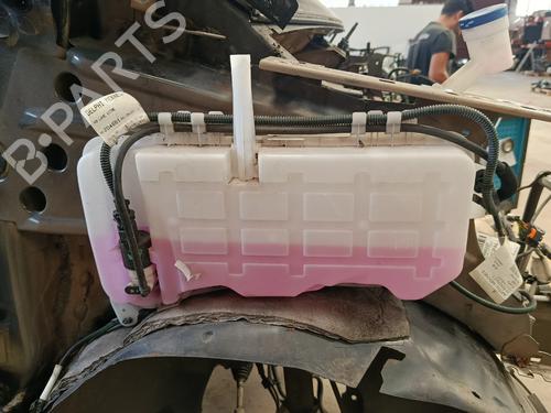 Used Windscreen washer tank Windscreen washer tank 37491852 37491852