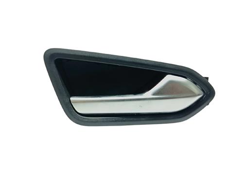 Used Front right interior door handle Front right interior door handle 37422439 37422439