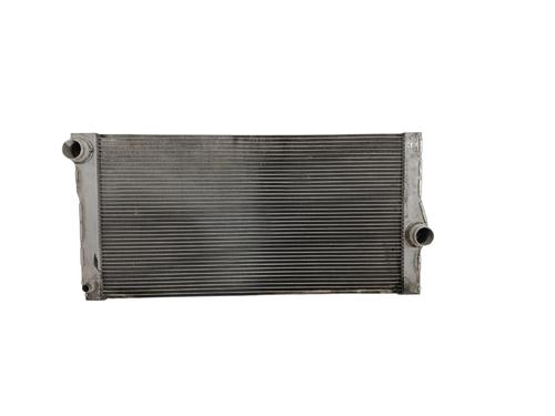 Used Water radiator Water radiator 37696184 37696184