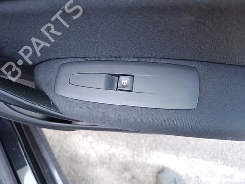 right-front-window-switch-renault-megane-iv-hatchback-b9amn_-2015-37801034 main image