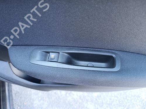 right-rear-window-switch-renault-megane-iv-hatchback-b9amn_-2015-37801036 main image