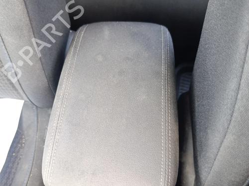 Used Armrest / Center console Armrest / Center console 38000056 38000056