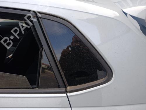 Panel rude bagtil venstre Panel rude bagtil venstre 38321398 38321398
