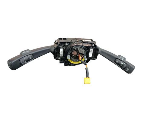 squib-airbag-volvo-v40-hatchback-525-2012-2013-2014-2015-2016-2017-2018-2019-33988645 main image